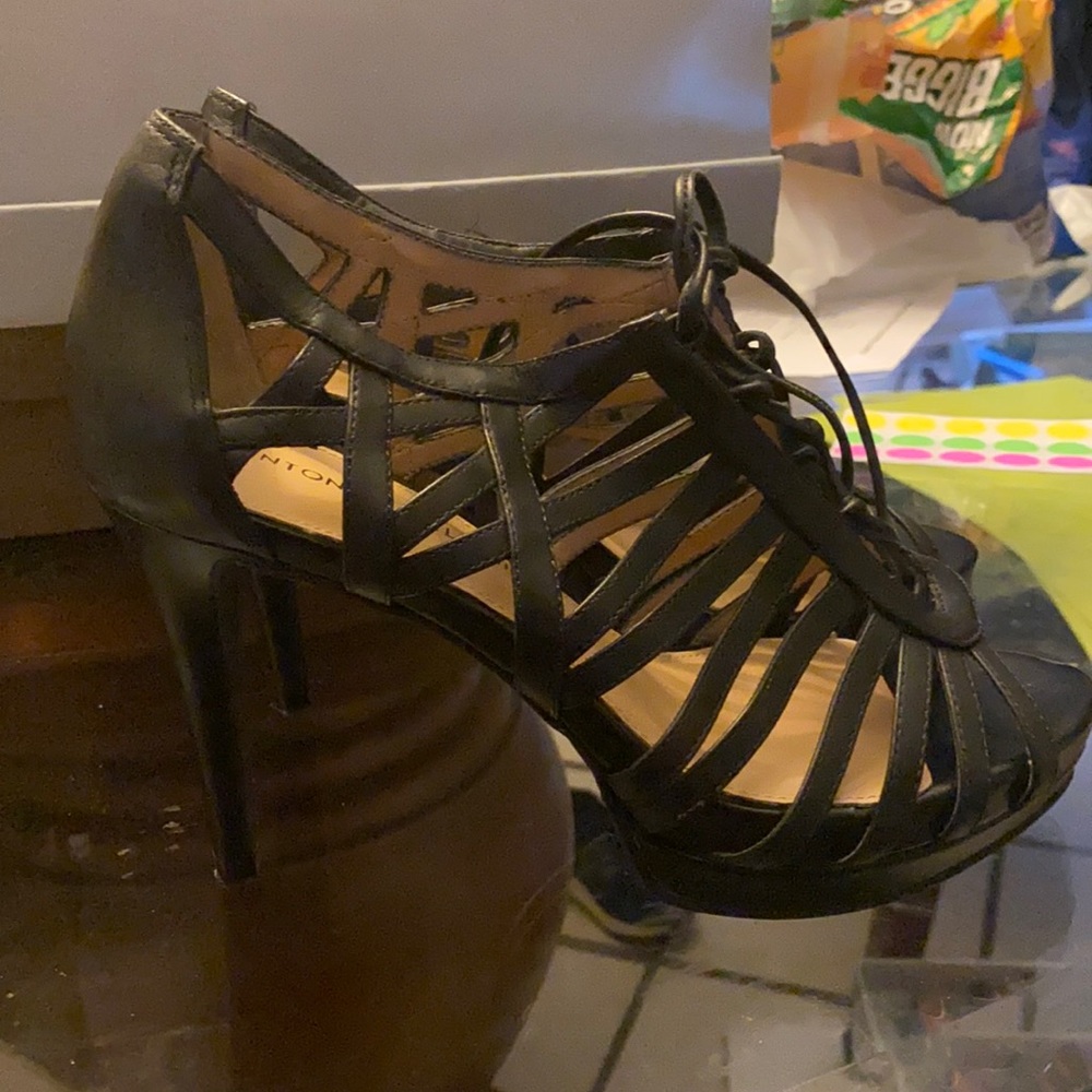 Black heels!